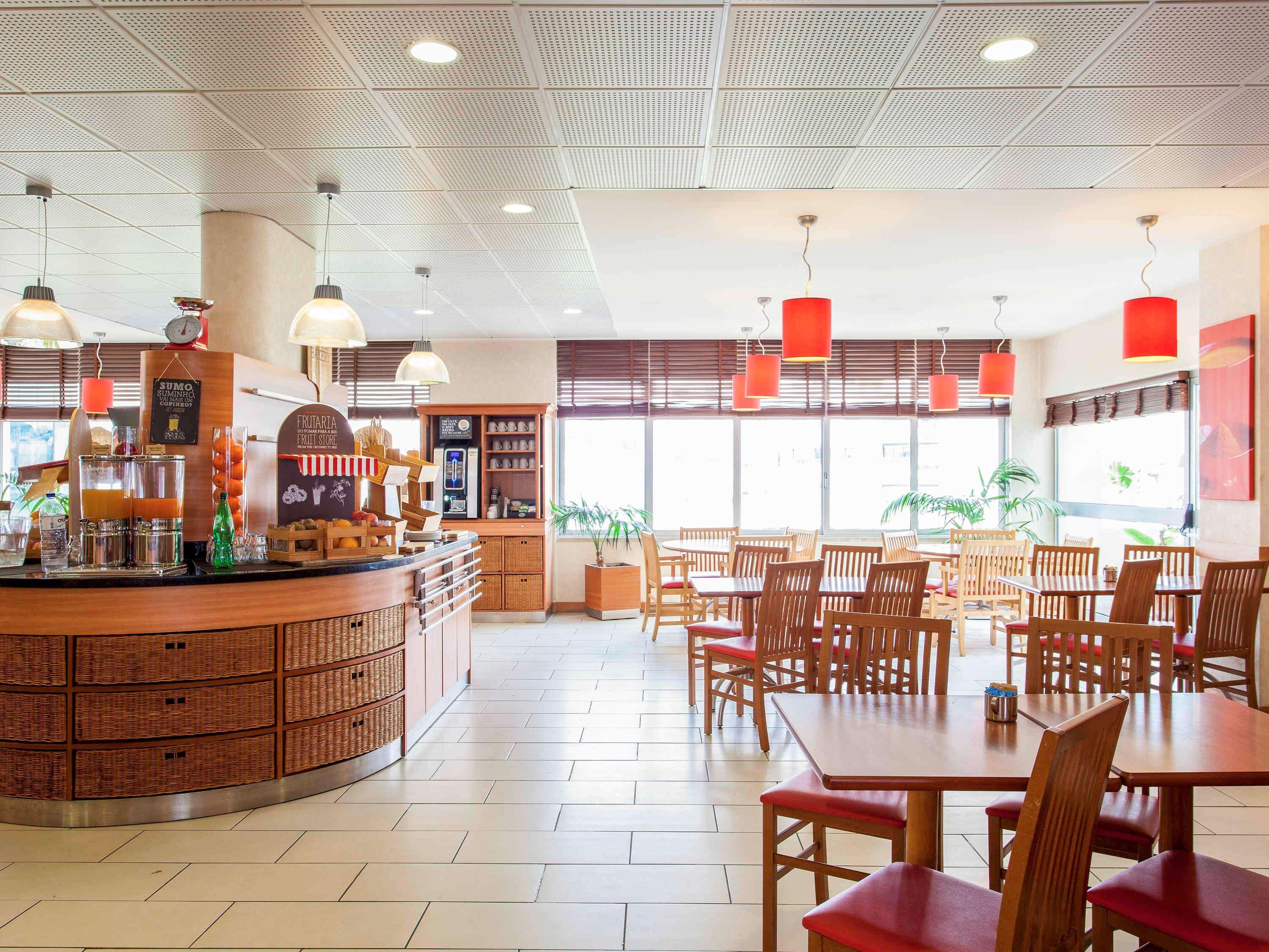 Hotel Ibis Lisboa Jose Malhoa Exterior foto