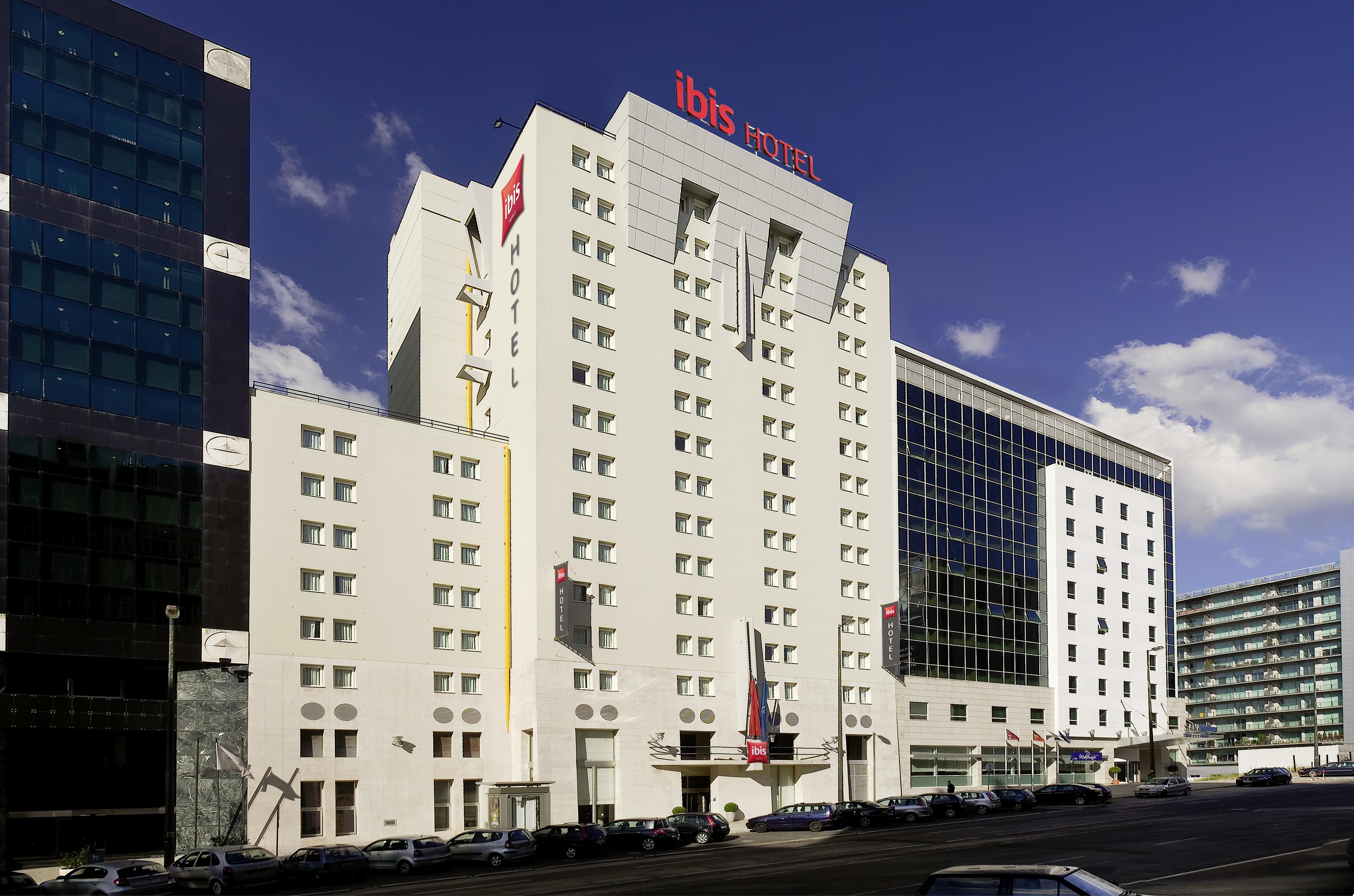 Hotel Ibis Lisboa Jose Malhoa Exterior foto