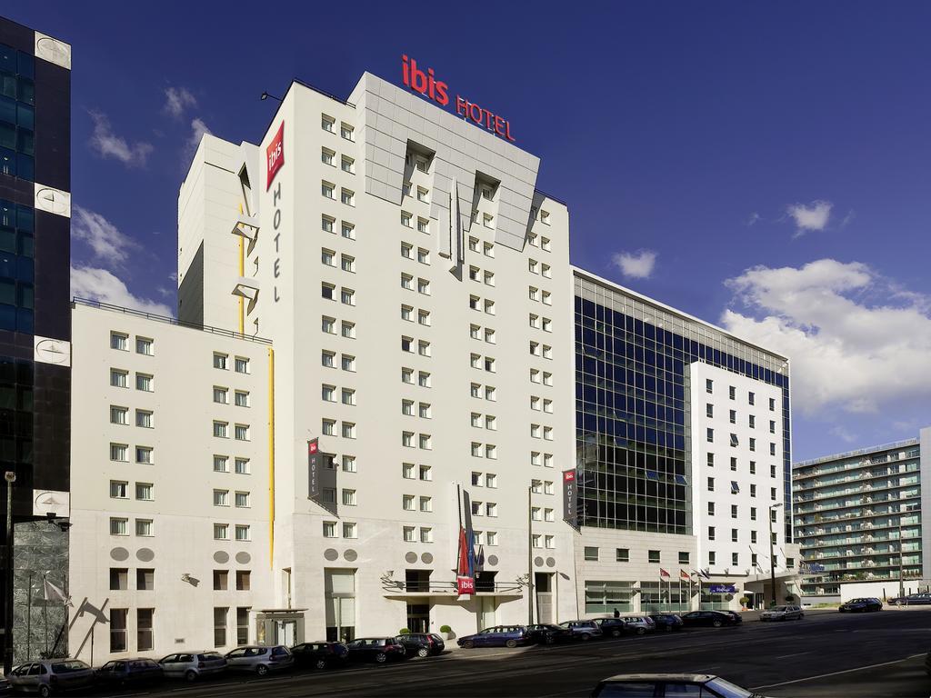 Hotel Ibis Lisboa Jose Malhoa Exterior foto